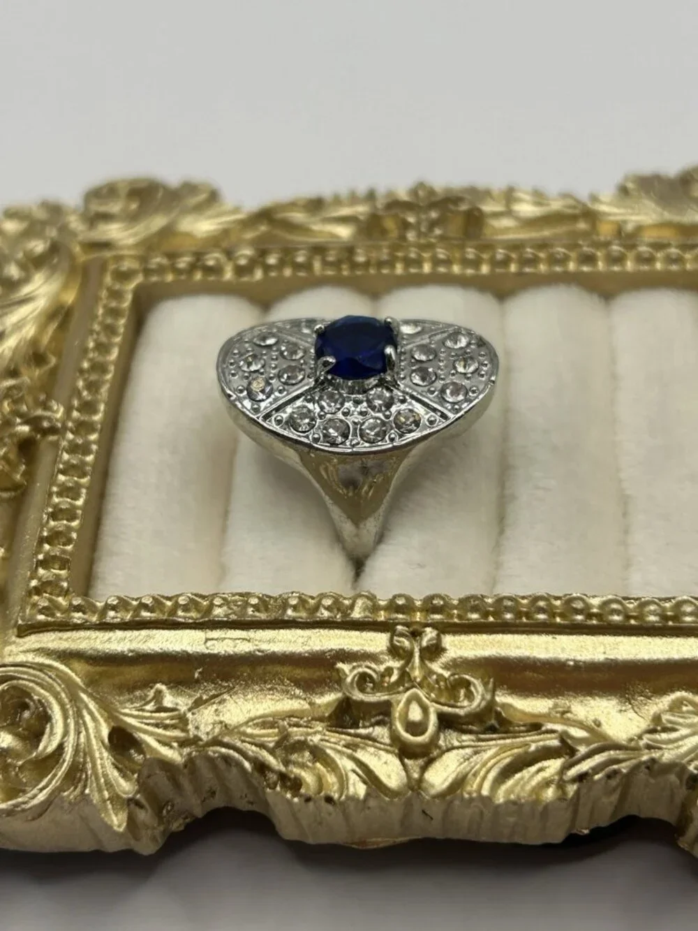 Vintage Style Silver Tone Blue Rhinestone Oval Cocktail Ring Size 8